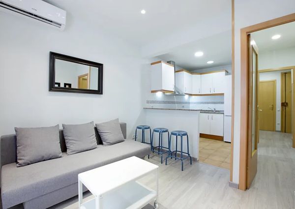 Carrer de la Creu dels Molers, Barcelona, Catalonia 08004