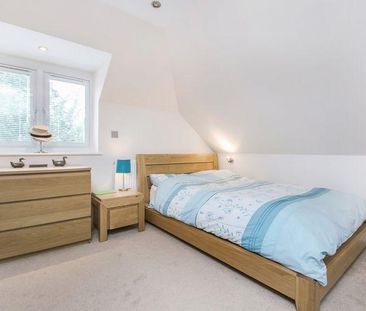 4 bedroom detached bungalow to rent - Photo 6