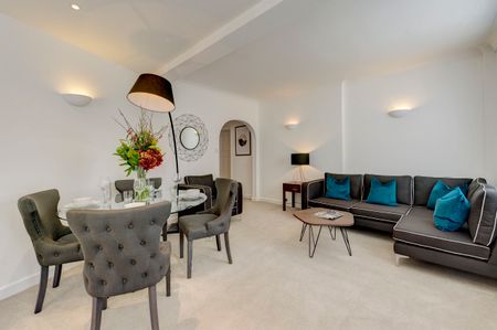 Two Bedroom Luxury Apartment – Hill Street, Mayfair, W1J 5NA - Photo 2