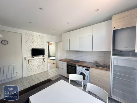 Location Appartement 2 pièces 38m² MARSEILLE 3ème - Photo 4