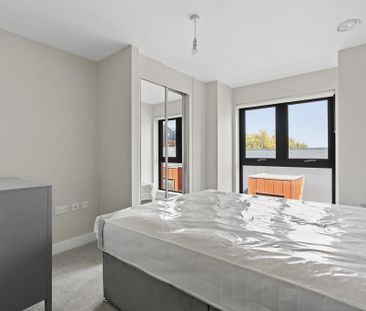 3 bedroom apartment to rent - Photo 4