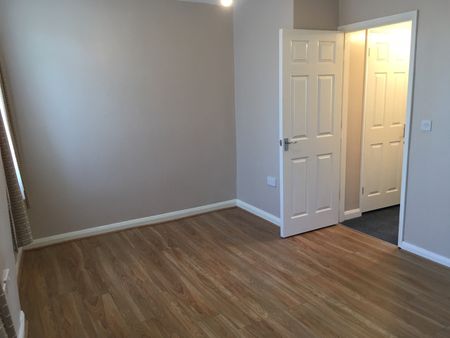 2 Bed Flat, Dover Place, BS8 - Photo 3