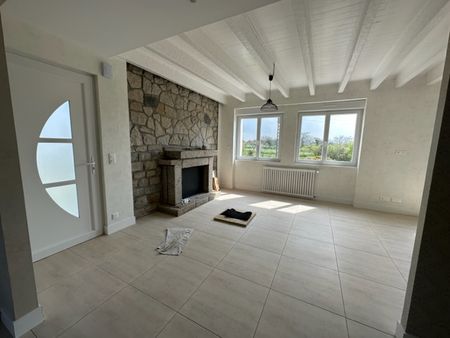 A louer Maison Bourg Blanc T7 Refaite à neuf. - Photo 2