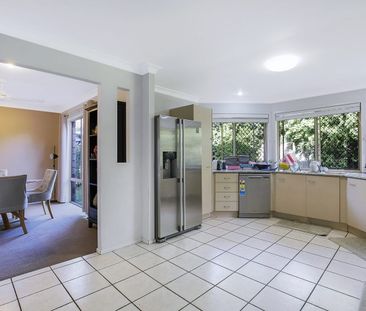 Spacious Family Home in College Green – Available 1st May - Photo 6