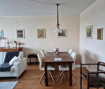 2 Zimmer + Wintergarten, Stellplatz und EBK + Schwimmbad am Rhein - Photo 1