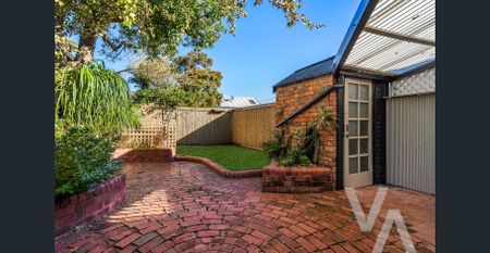 Your Next Move. - Photo 3