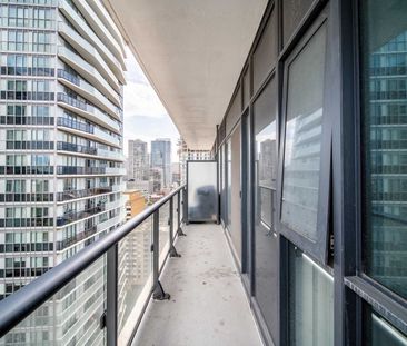 For Lease - 159 Dundas Street Unit# 2002, Toronto, Ontario - Photo 2