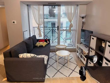 140 Simcoe Street #1406 - Photo 3