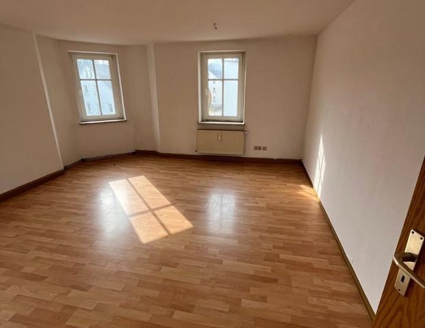 Helle 3 Raum mit Stellplatz in Brand-Erbisdorf - Photo 1