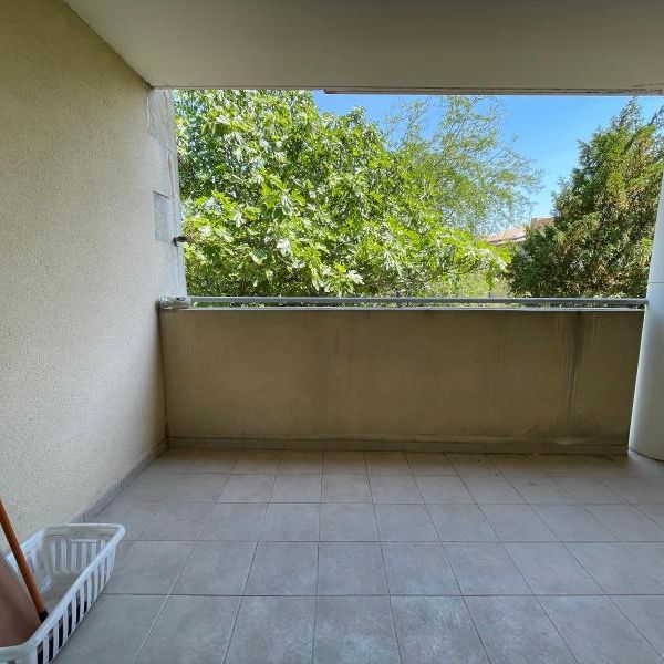 Location Appartement 1 pièce 18m² NIMES 30000 - Photo 1