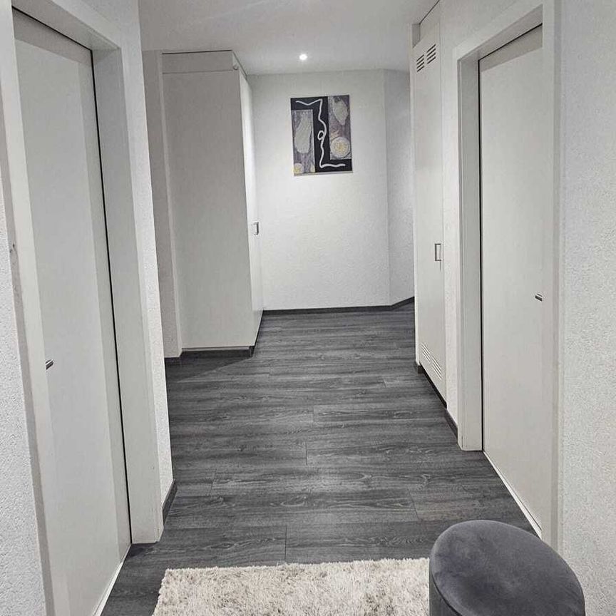 4.5 Zimmer, 114 m², 2. Stock - Photo 1