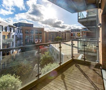 2 bedroom apartment to rent - Photo 4