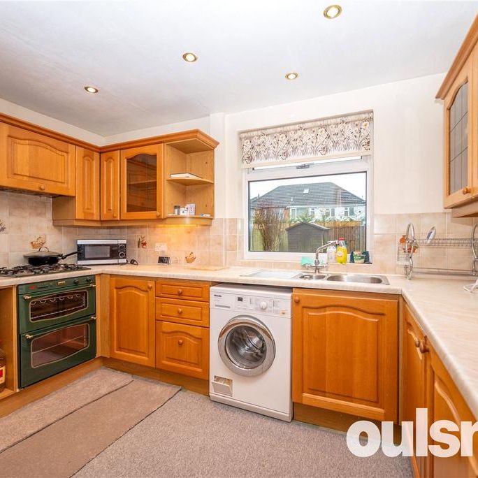 3 bedroom semi-detached house to rent - Photo 1