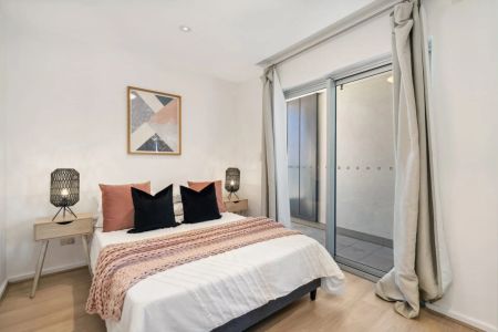 Spacious 2 Bedrooms Unfurnished Apartment - Photo 3