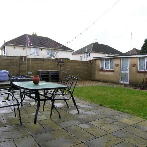 Bedroom Detached House In Wallisdown, BH12 - Photo 1