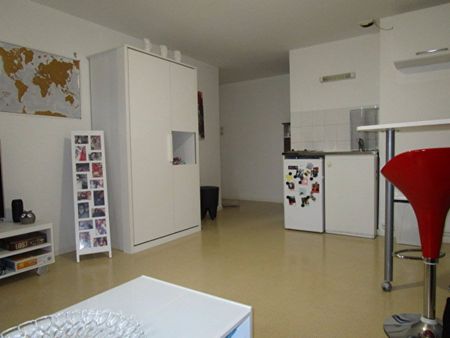 Appartement 1 pièce à Metz-Gare - Photo 2