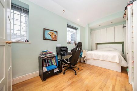 3 bedroom flat to rent - Photo 3