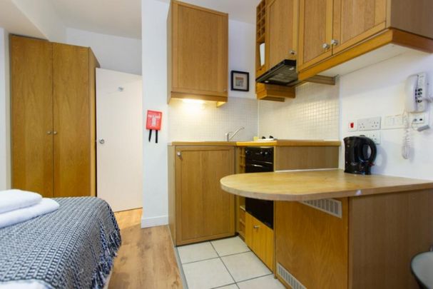 North Gower Street, NW1, London - Photo 1