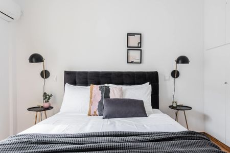 Sophisticated 2BR Apartment in Heart of Plaka - Φωτογραφία 2