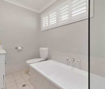 2/19-21 Bomaderry Crescent, Glenning Valley, NSW 2261 - Photo 4