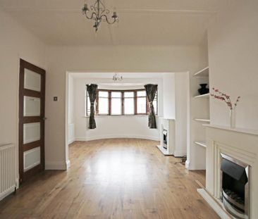 3 bedroom semi-detached house to rent - Photo 4