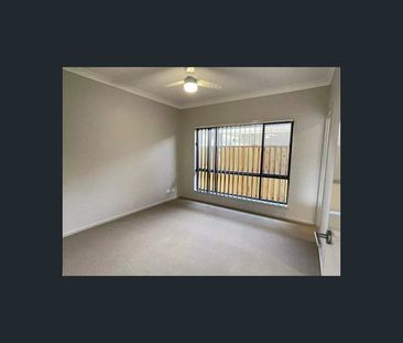 83 Citron Cres, Helensvale, Qld 4212 - Photo 4