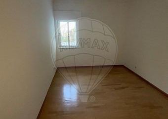 Apartamento T4 em Lisboa