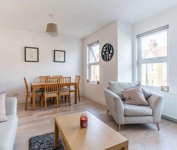 Boundary Road, Colliers Wood, SW19 - Photo 3