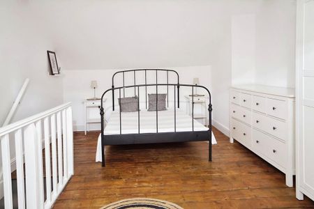 3 bedroom terraced house to rent - Photo 3