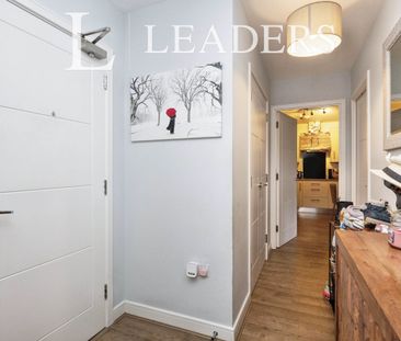 2 bedroom apartment to rent Azure Court, Sovereign Way, Tonbridge, TN9 - Photo 3