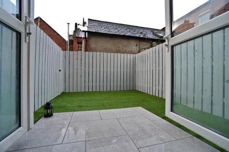 Flat 5 University Court, 3-5 University Road, Belfast, BT7 1NA - Photo 5