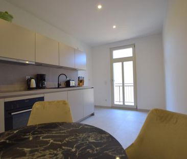 Moderne Einbauküche! Tolle 3 Raumwohnung in Lindenau. Möblierung mö... - Photo 1