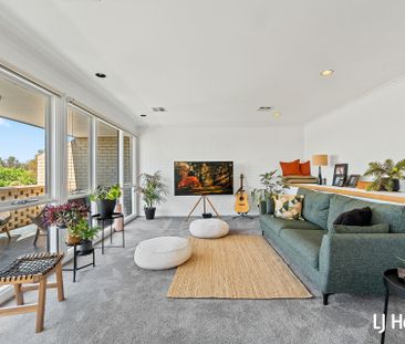 24 Teague Street, Cook ACT, Belconnen - Photo 2