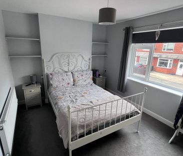 3 bedroom semi-detached house to rent - Photo 3