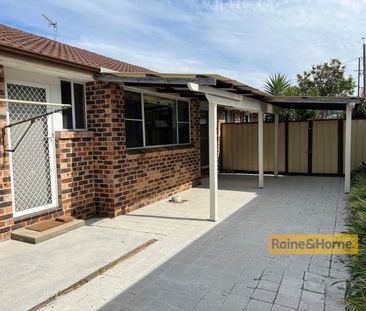 2 BEDROOM UNIT - CLOSE TO SHOPS AND BEACH - Photo 4