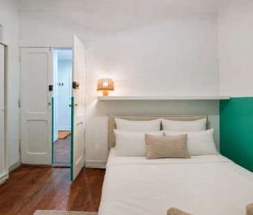 Room in a shared 3-bedroom apartment for rent in Lisbon, tenants must be professionals or students - Photo 6