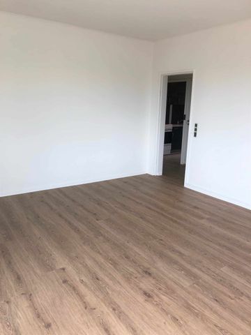 Lejlighed med altan ved gågaden - Photo 5