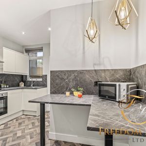 A Fantastic Shared House for Rent in Peterborough Room 4 - Photo 3