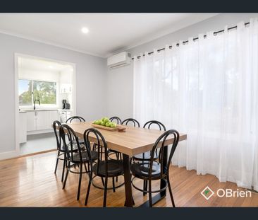6 Stringybark Crescent, Frankston North, Vic 3200 - Photo 1
