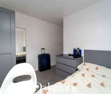 5 bedroom house to rent - Photo 2