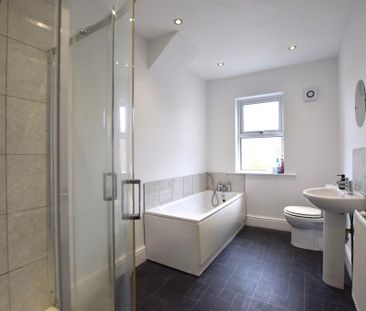 2 bedroom terraced house to rent - Photo 3
