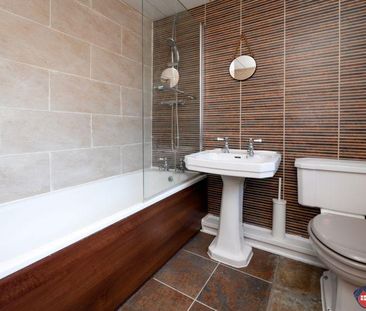 2 bedroom terraced house to rent - Photo 5