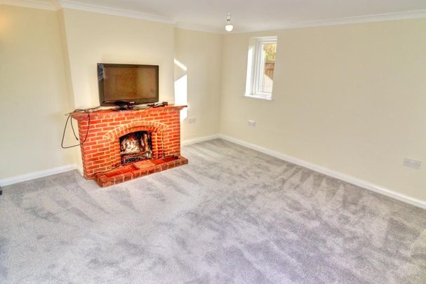 3 bedroom detached house to rent - Photo 1