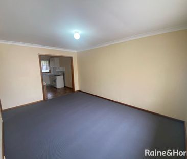 Cozy Two-Bedroom Unit in Farmborough Heights - Photo 3