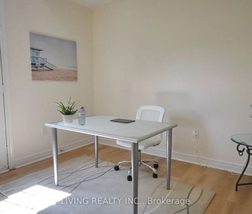Condo Townhouse For Lease | N9255946 - Photo 2
