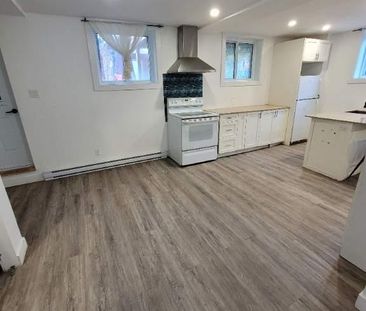 Logement 4 1/2 spacieux et rénové à Vaudreuil-Dorion avec stationne... - Photo 2