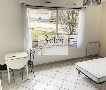 Location Appartement 1 pièce 21m² - Photo 2