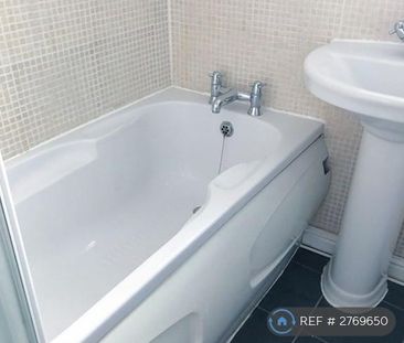 2 bedroom terraced house to rent - Photo 6