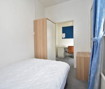 5 bedroom terraced house to rent - Photo 6