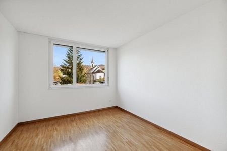 Home with family comfort: living on two floors - Photo 2